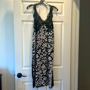 NWT Zara Black Lace Floral Maxi Dress L
